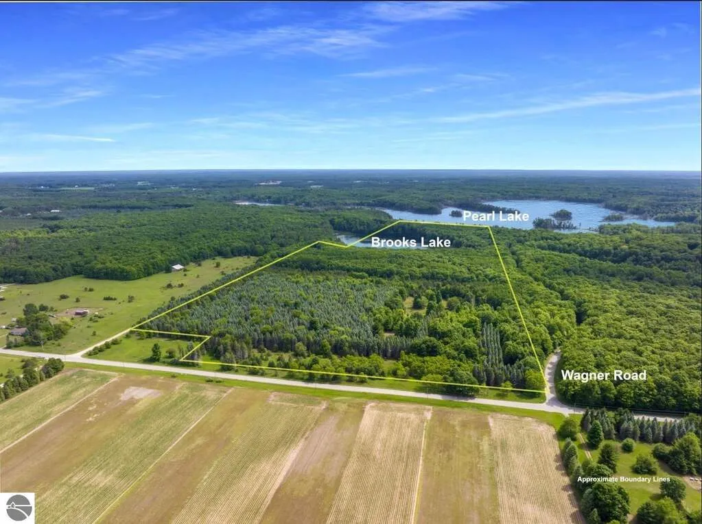 Aerial view of the 87-acre estate stretching between Pearl Lake and Brooks Lake
